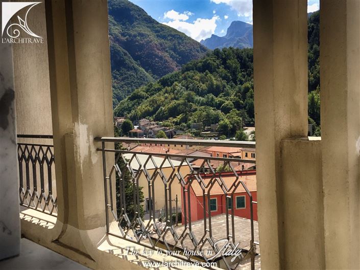 Image No.15-4 Bed Villa for sale