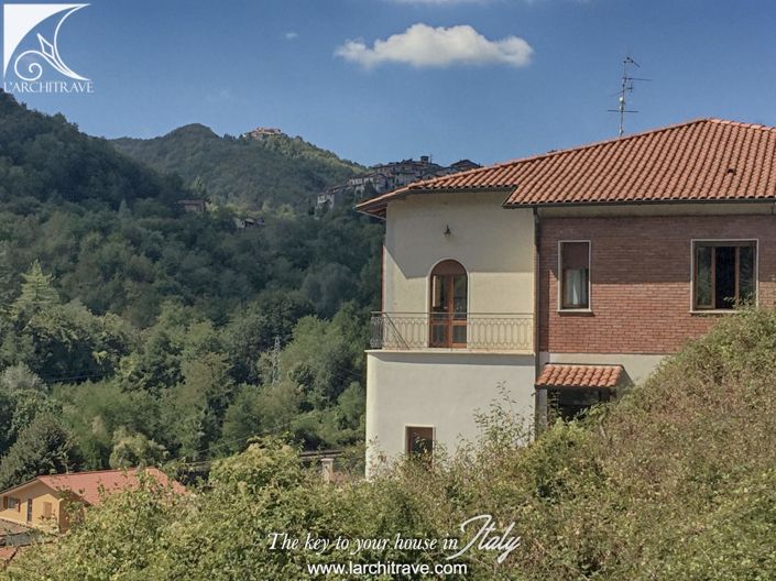 Image No.2-4 Bed Villa for sale