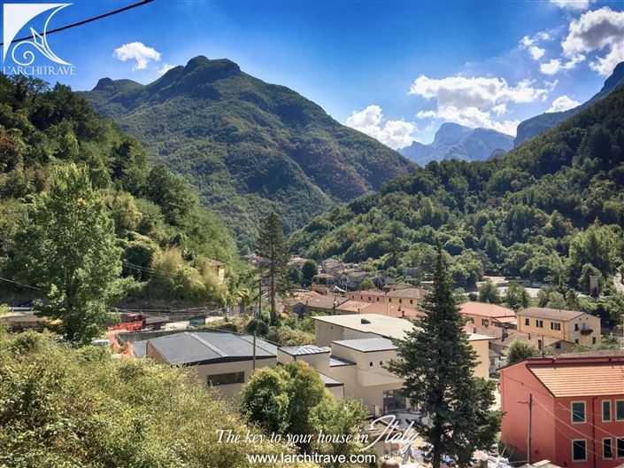 Image No.3-4 Bed Villa for sale