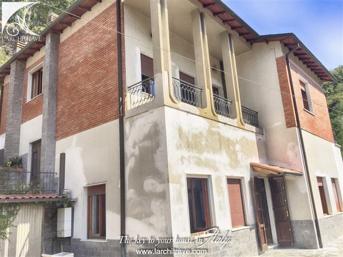 Image No.4-4 Bed Villa for sale