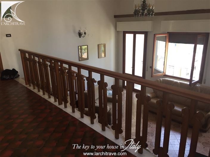 Image No.7-4 Bed Villa for sale