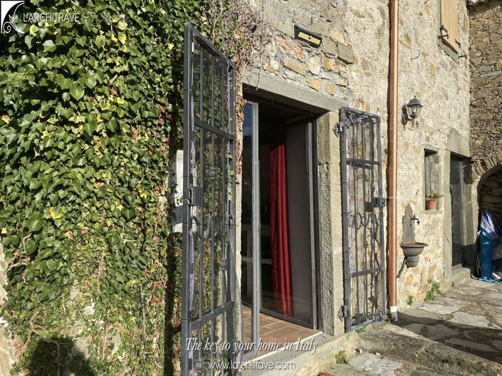 Image No.1-1 Bed House for sale