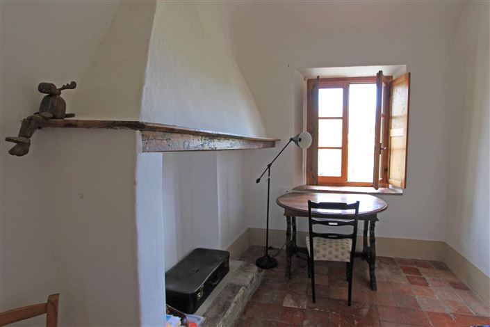 Image No.14-2 Bed House for sale