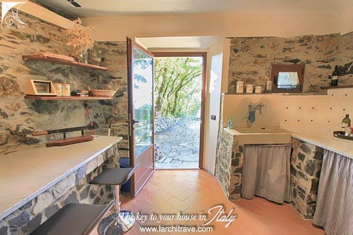 Image No.5-1 Bed House for sale