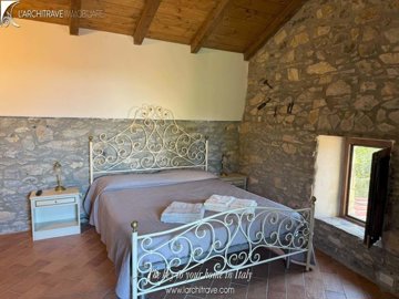 f095b8b4-9f4d-a31c-545b-46088a5aae75