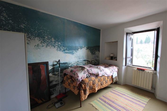 Image No.12-4 Bed House for sale