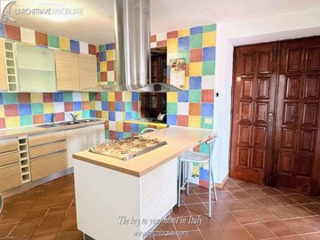 cbed472b-c90e-e121-9dd8-b21dc3c738f2