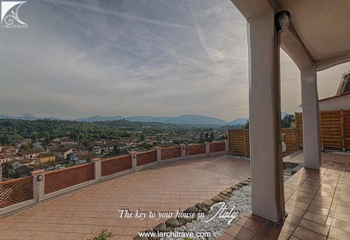 Image No.3-3 Bed House for sale