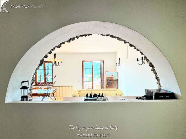 Image No.9-3 Bed House for sale