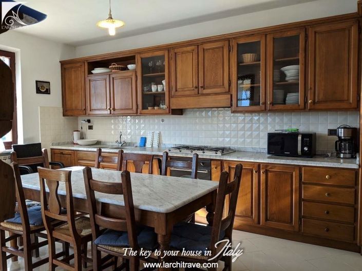 Image No.11-6 Bed Villa for sale