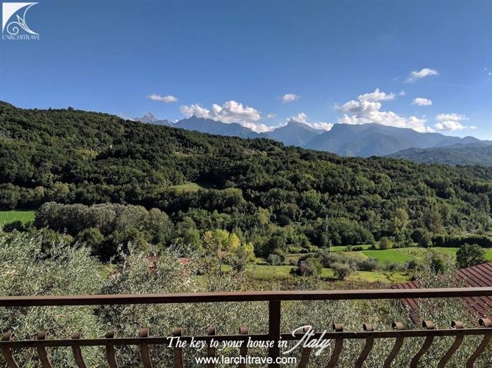 Image No.25-6 Bed Villa for sale