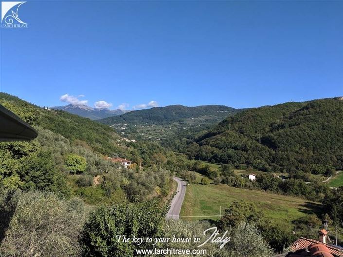 Image No.27-6 Bed Villa for sale