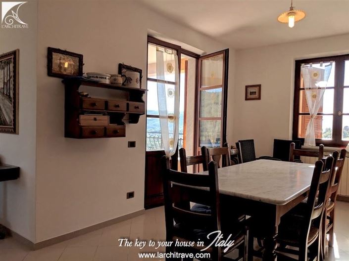 Image No.8-6 Bed Villa for sale