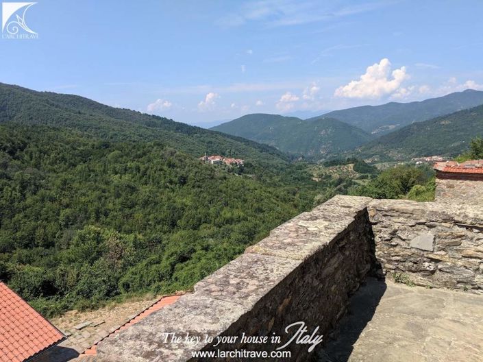 Image No.6-10 Bed Villa for sale