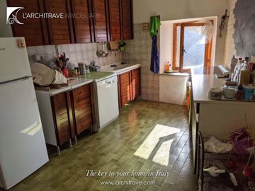 00eaac1f-1118-55cf-cdc9-d70aee2af339