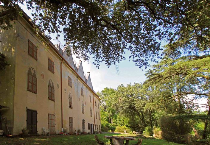 Image No.25-15 Bed Villa for sale