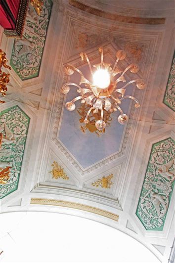 Image No.4-15 Bed Villa for sale