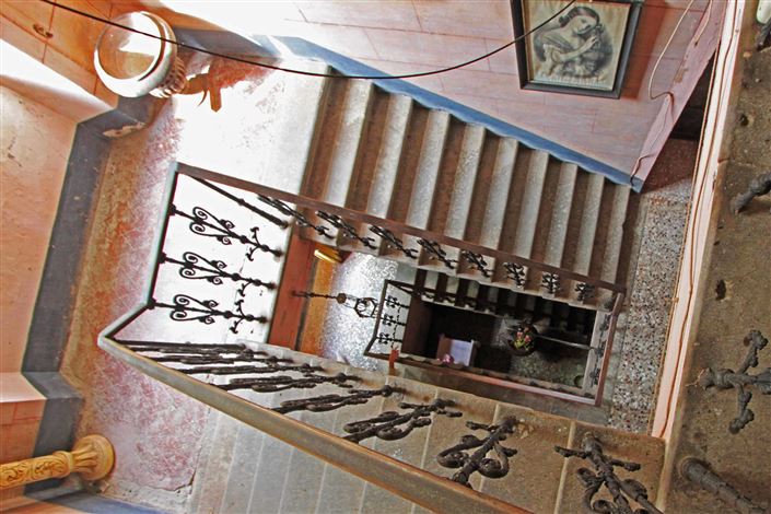 Image No.7-15 Bed Villa for sale