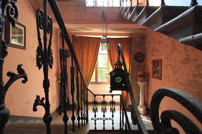 Image No.9-15 Bed Villa for sale