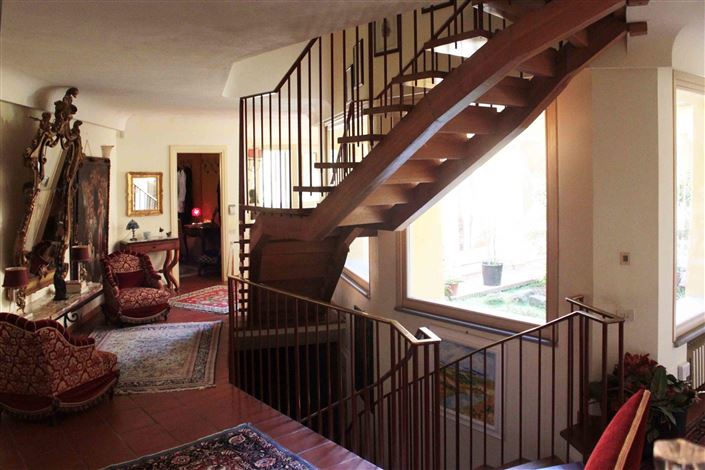 Image No.14-6 Bed Villa for sale