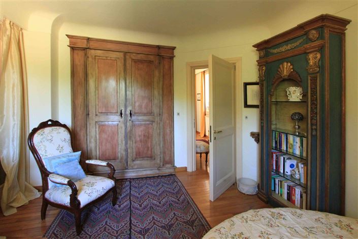 Image No.18-6 Bed Villa for sale