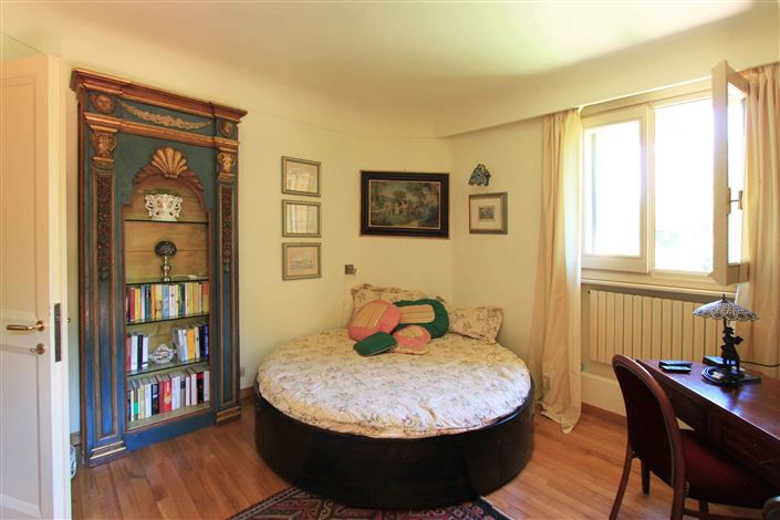 Image No.9-6 Bed Villa for sale