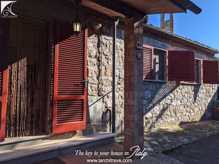 Image No.8-3 Bed House for sale