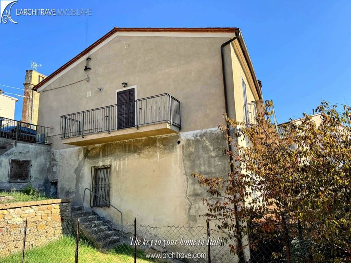 Image No.18-2 Bed House for sale