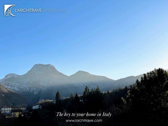 Image No.25-3 Bed Villa for sale