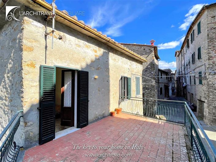 Image No.10-2 Bed House for sale