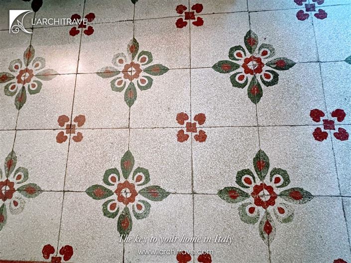 Image No.15-2 Bed House for sale