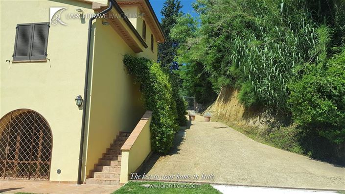 Image No.27-5 Bed Villa for sale