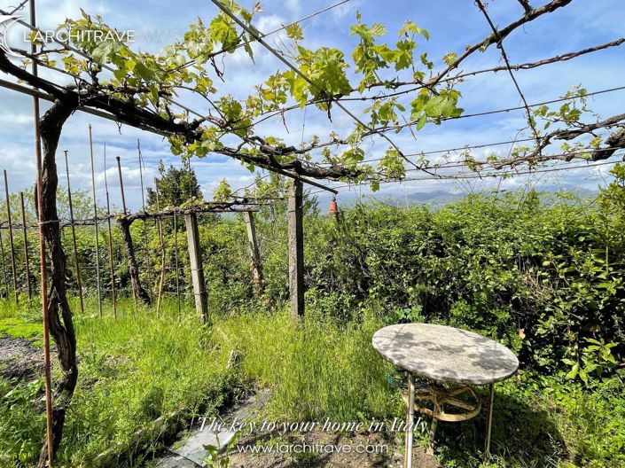 Image No.17-2 Bed House for sale