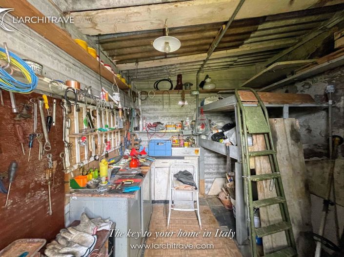 Image No.19-2 Bed House for sale