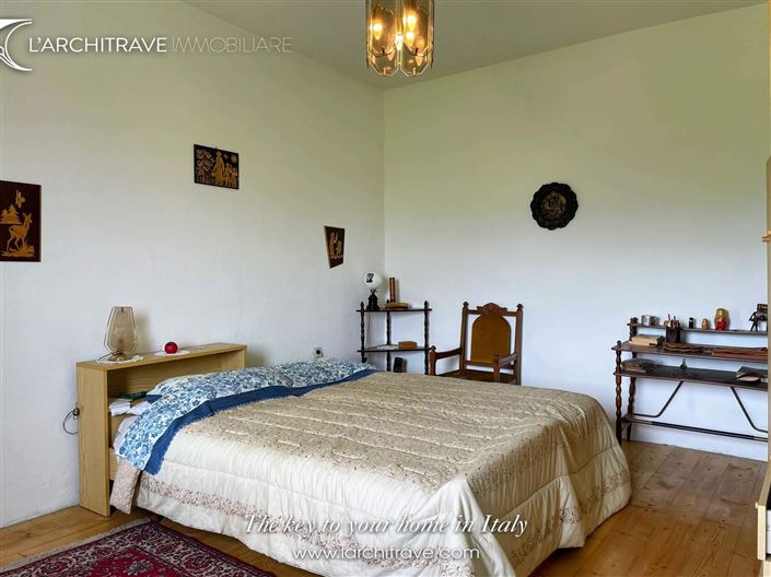 Image No.7-2 Bed House for sale