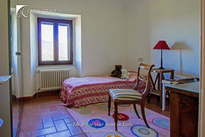 Image No.20-3 Bed House for sale