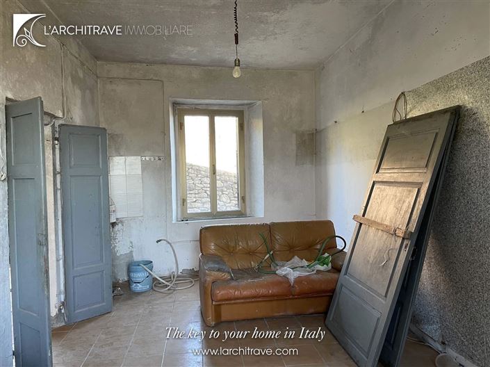 Image No.10-3 Bed Villa for sale