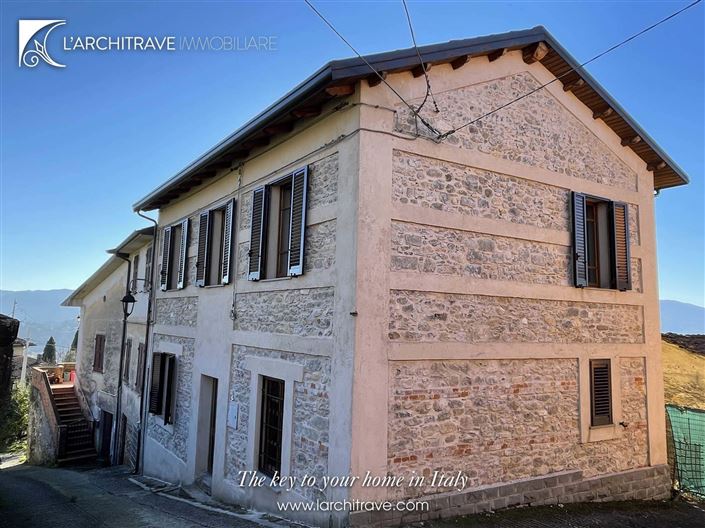 Image No.2-3 Bed Villa for sale