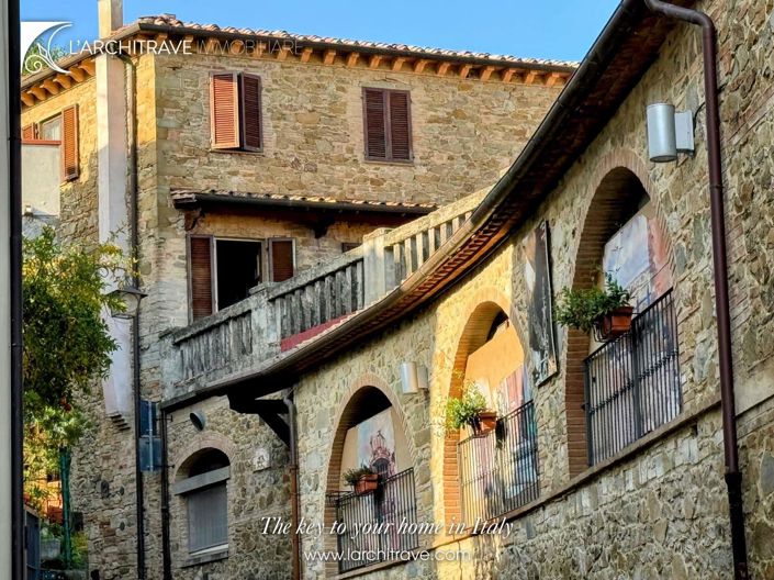 Image No.1-3 Bed House for sale