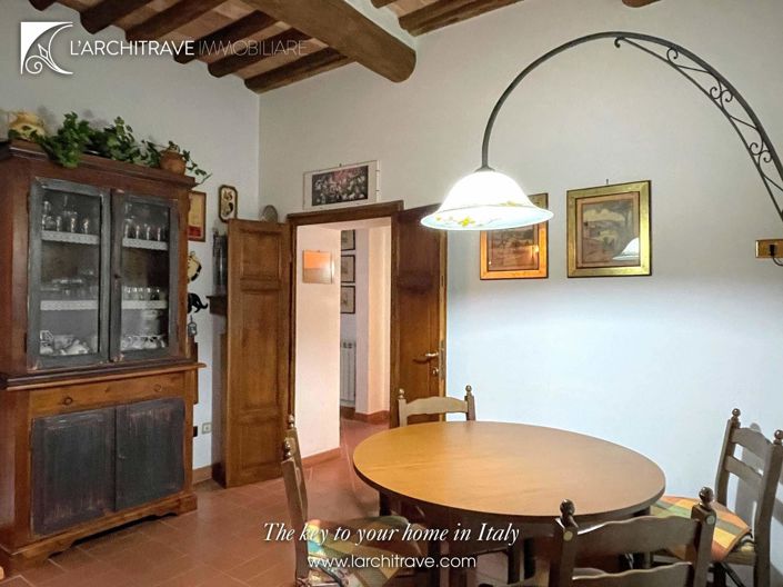 Image No.11-3 Bed House for sale