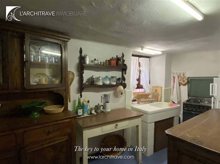 Image No.4-3 Bed House for sale