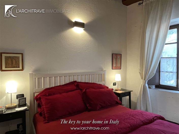 Image No.9-4 Bed House for sale