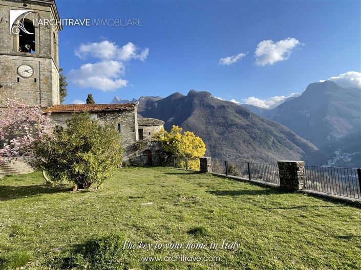 Image No.21-3 Bed House for sale