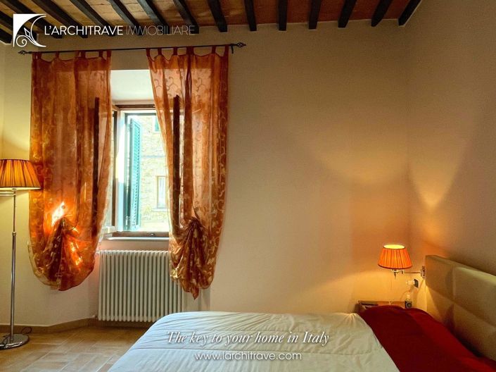 Image No.15-2 Bed House for sale