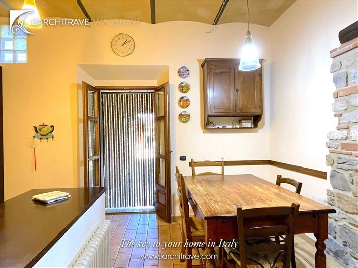 Image No.8-2 Bed House for sale