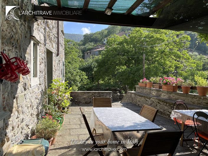 Image No.17-2 Bed House for sale