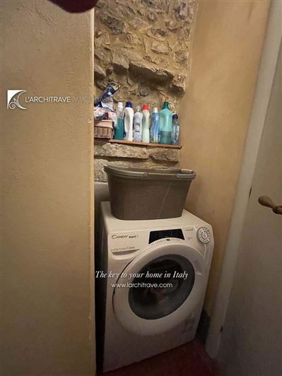 Image No.28-2 Bed House for sale