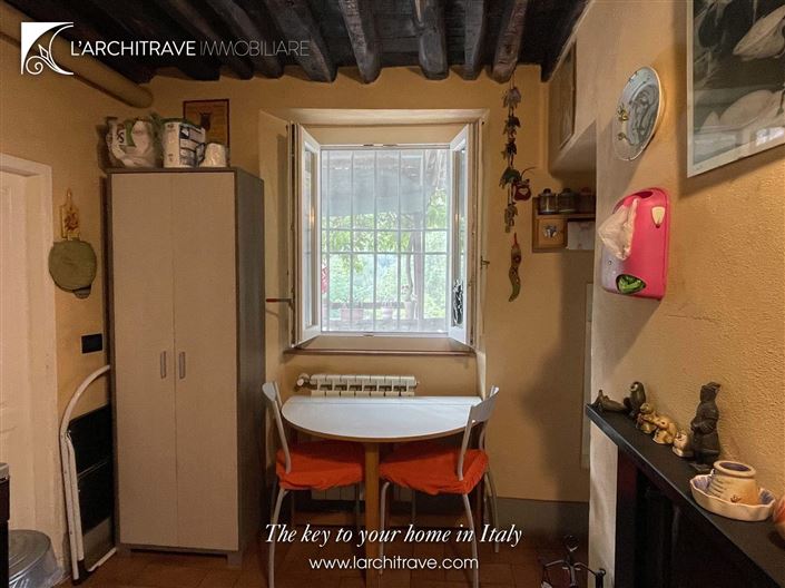 Image No.8-2 Bed House for sale