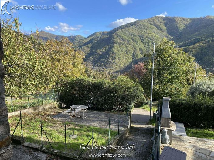 Image No.10-2 Bed House for sale