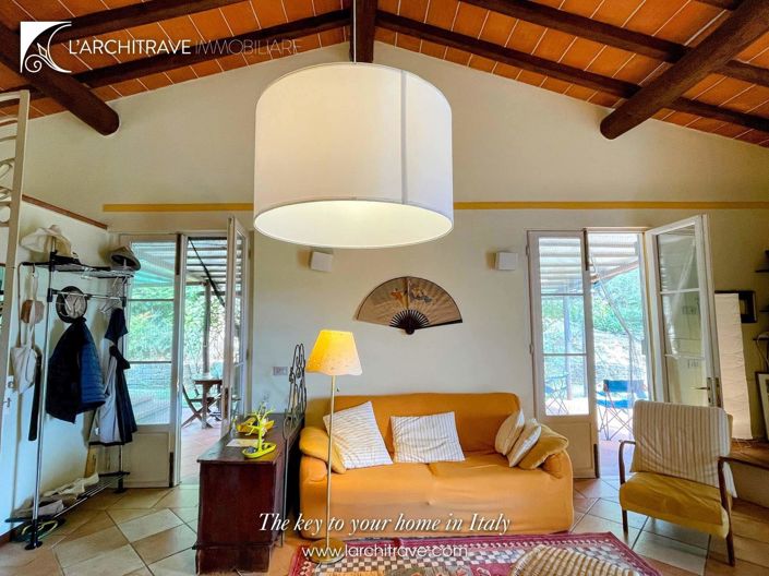 Image No.12-4 Bed Villa for sale